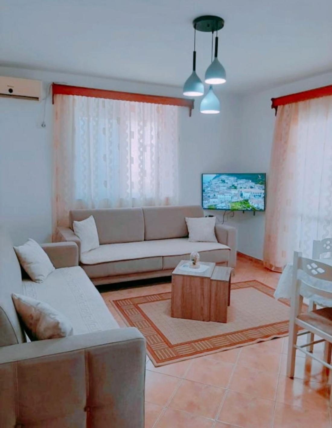 Vangert Apartment Берат Екстер'єр фото